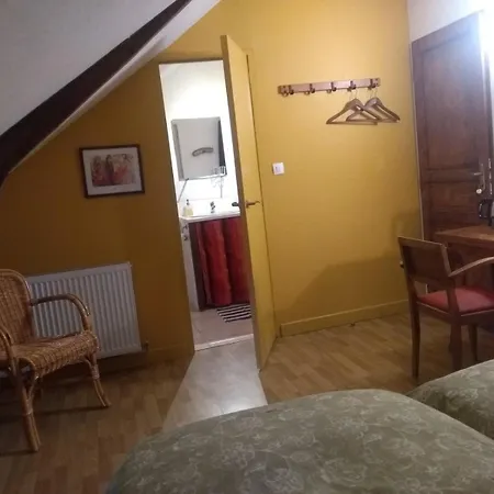 Oda ve Kahvaltı D'hotes L'ermite